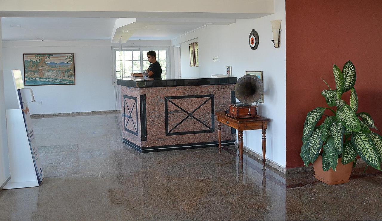 Club Lapethos Bungalow Kyrenia  Exterior foto